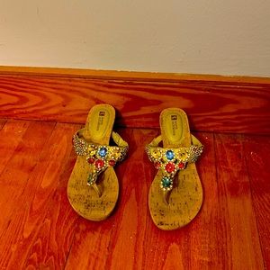 Wedge sandals barely been worn